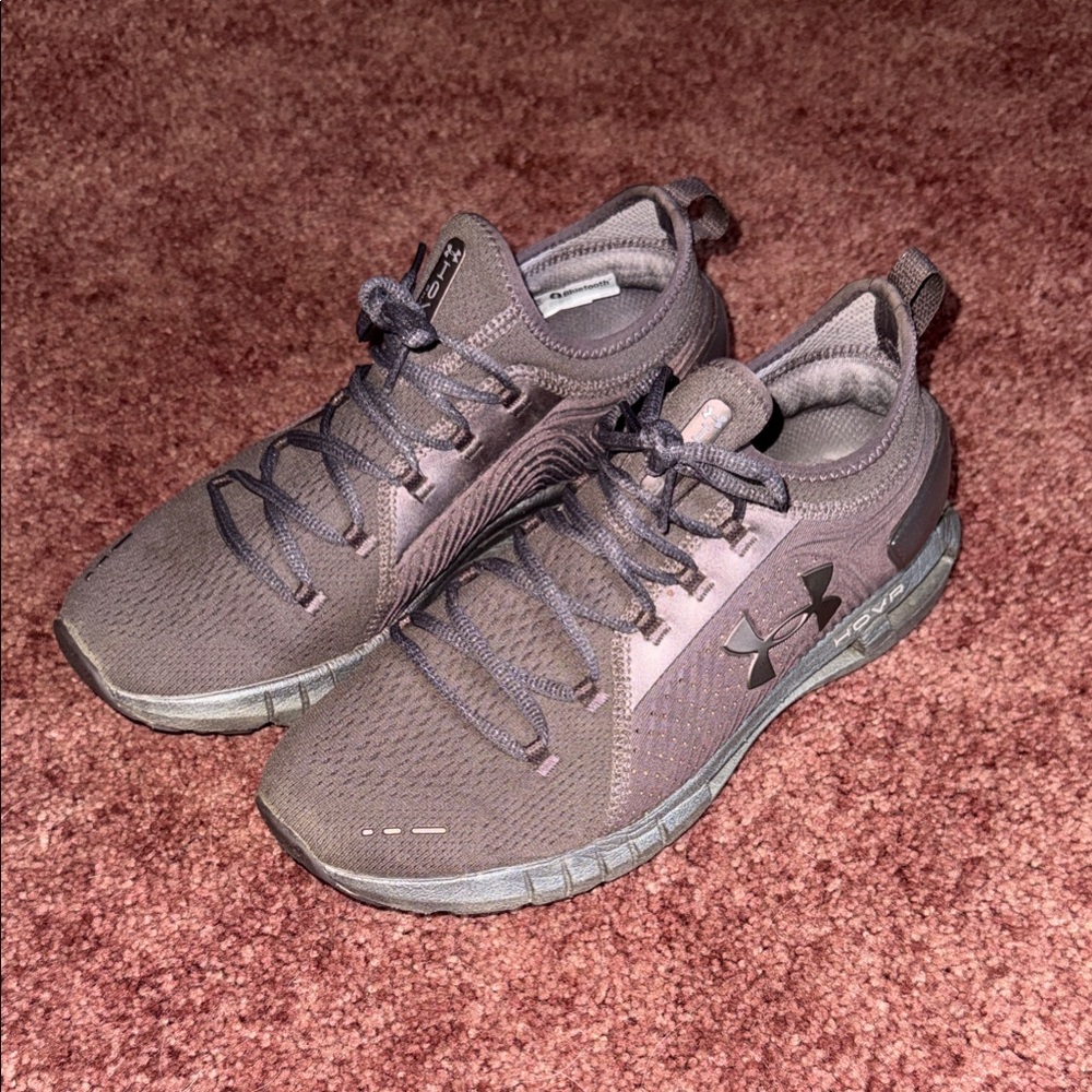Under Armour Men's Gray Athletic Shoes